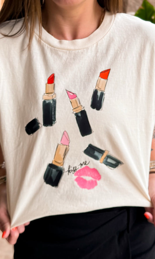 Kiss Me Tee