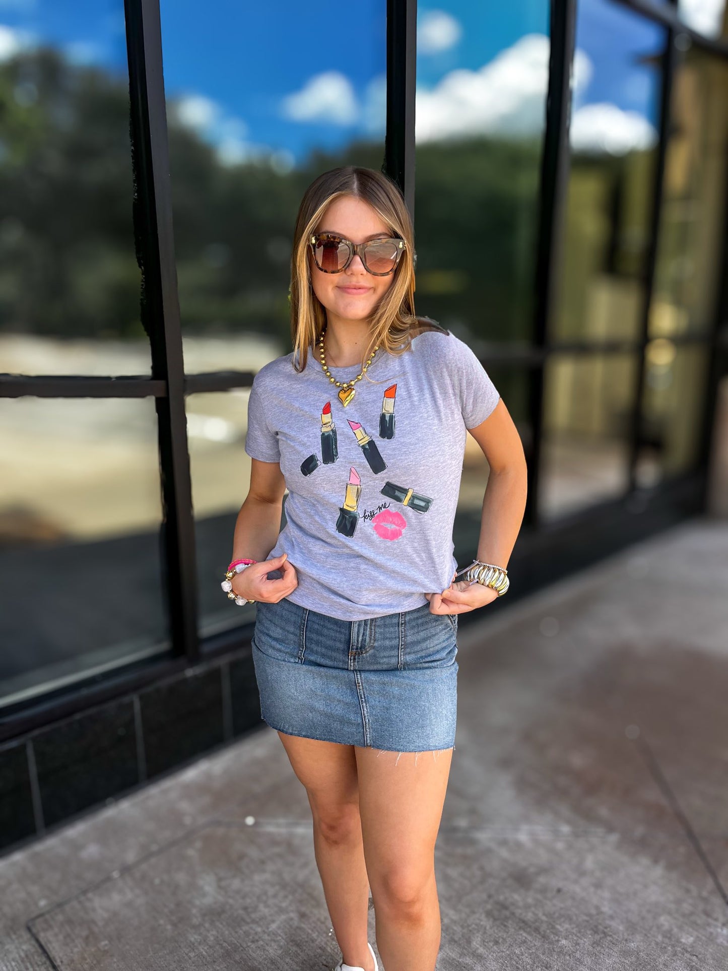 Kiss Me Tee